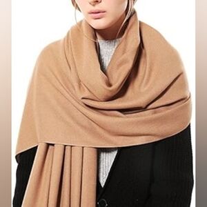 💥𝙍𝙪𝙙𝙨𝙖𝙠 64" × 31" shawl blanket scarf real fur trim beige brown Winter